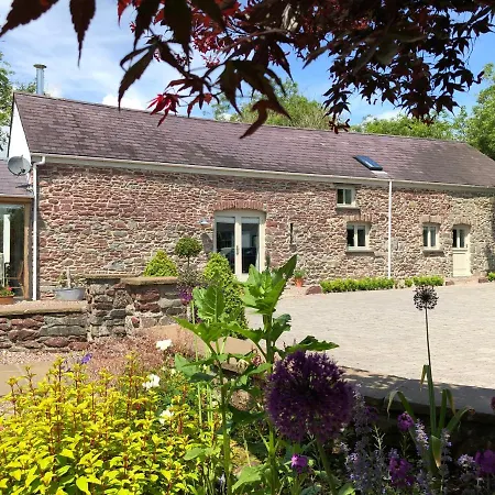 Dan Y Graig Barn, Carmarthen-2